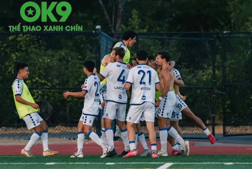 Trận đấu này nhiều khả năng có nhiều bàn thắng. Trận đấu này nhiều khả năng có nhiều bàn thắng.