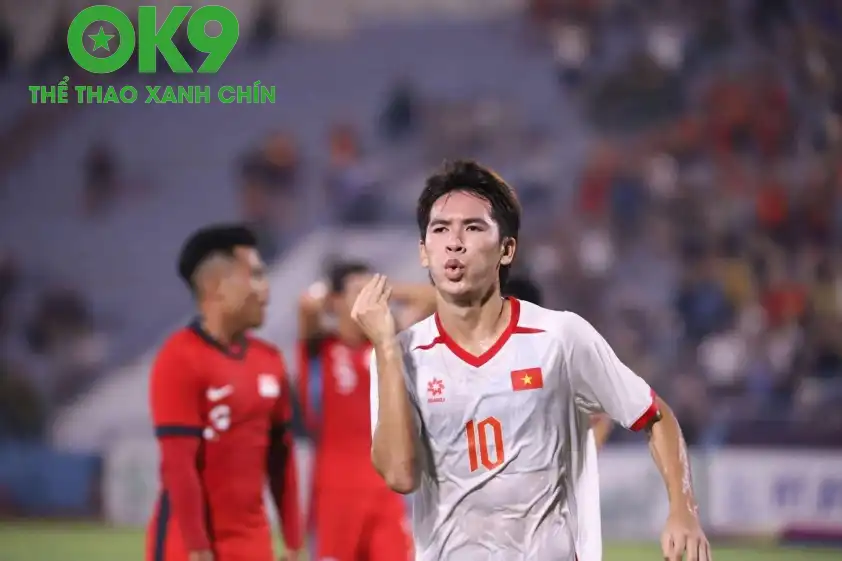 Lê Văn Thuận ghi bàn mở tỉ số cho U23 Việt Nam Lê Văn Thuận ghi bàn mở tỉ số cho U23 Việt Nam